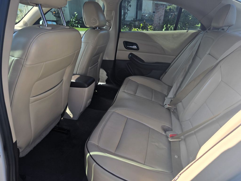 2014 Chevrolet Malibu Image 5