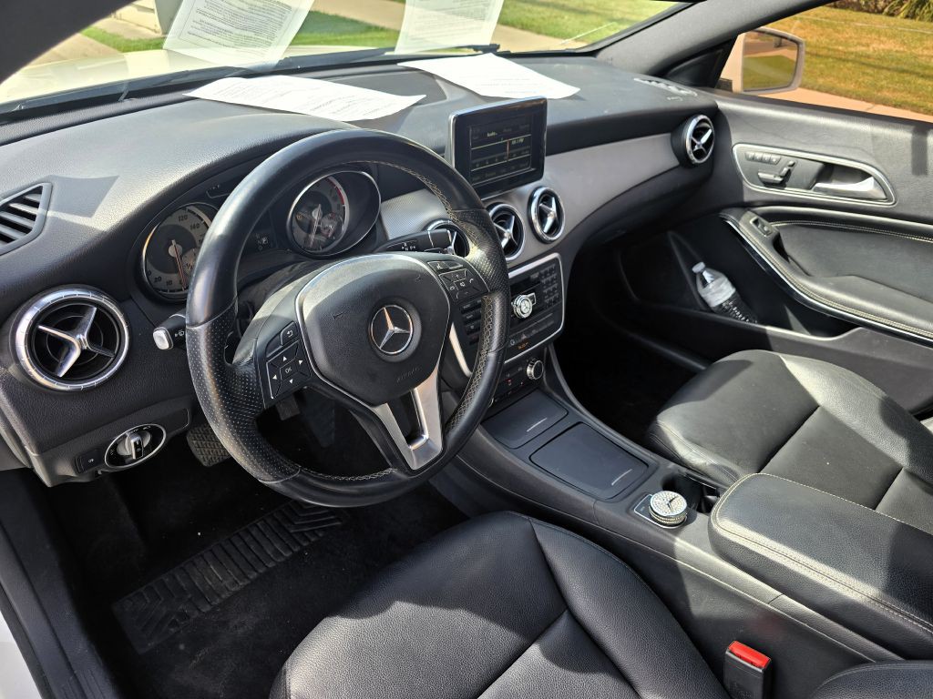 2014 Mercedes-Benz CLA-Class Image 4