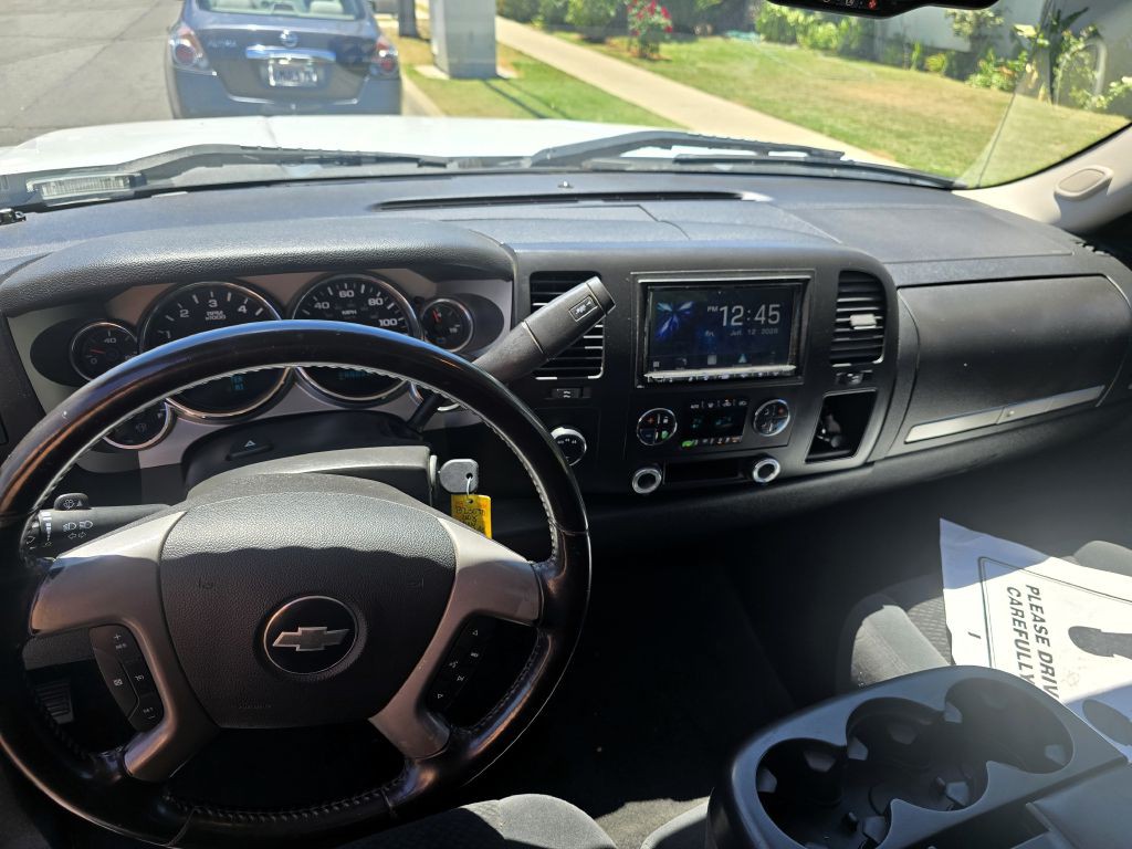 2008 Chevrolet Silverado 1500 Image 3