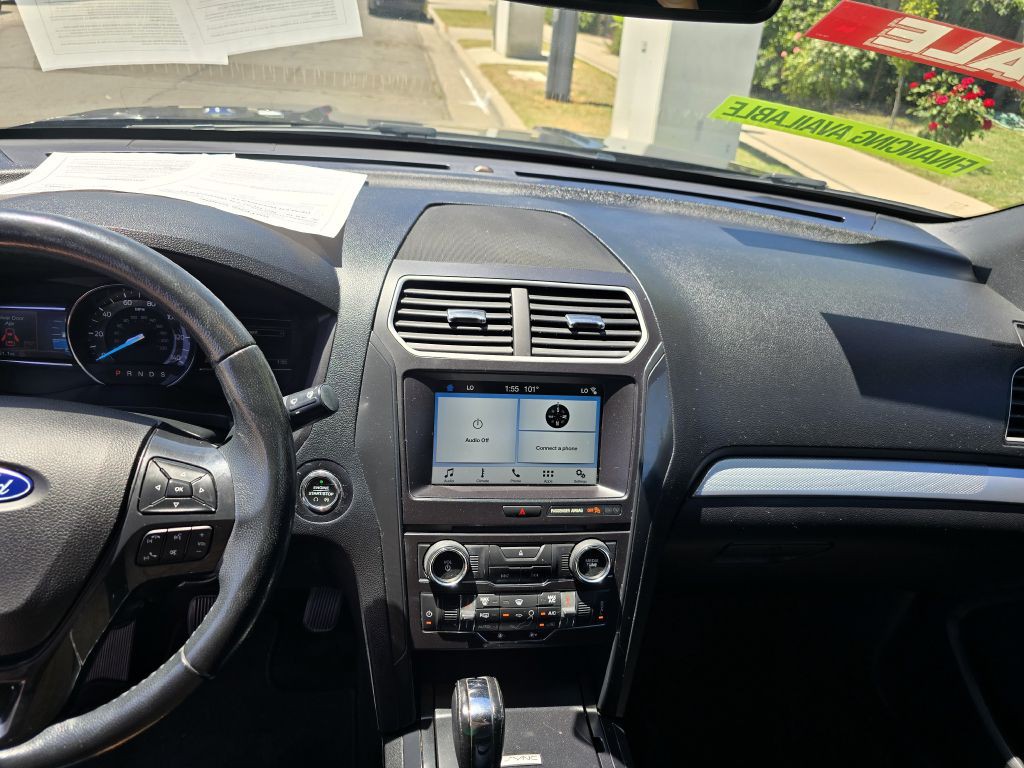 2017 Ford Explorer Image 3