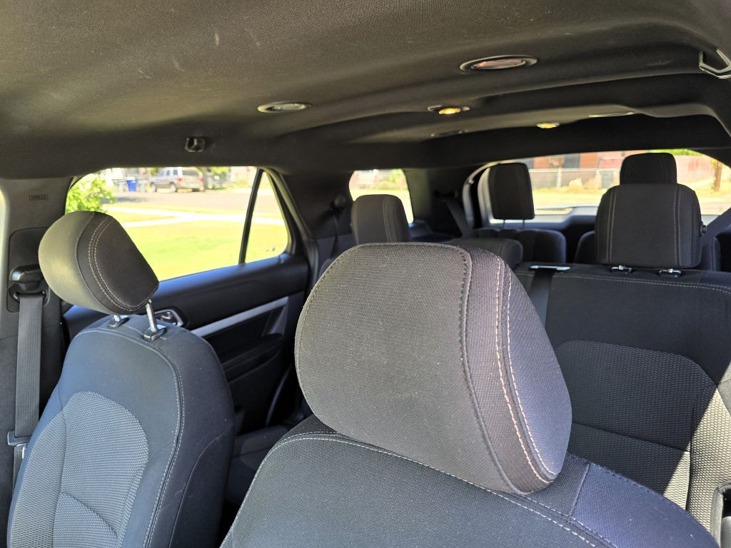 2017 Ford Explorer Image 4