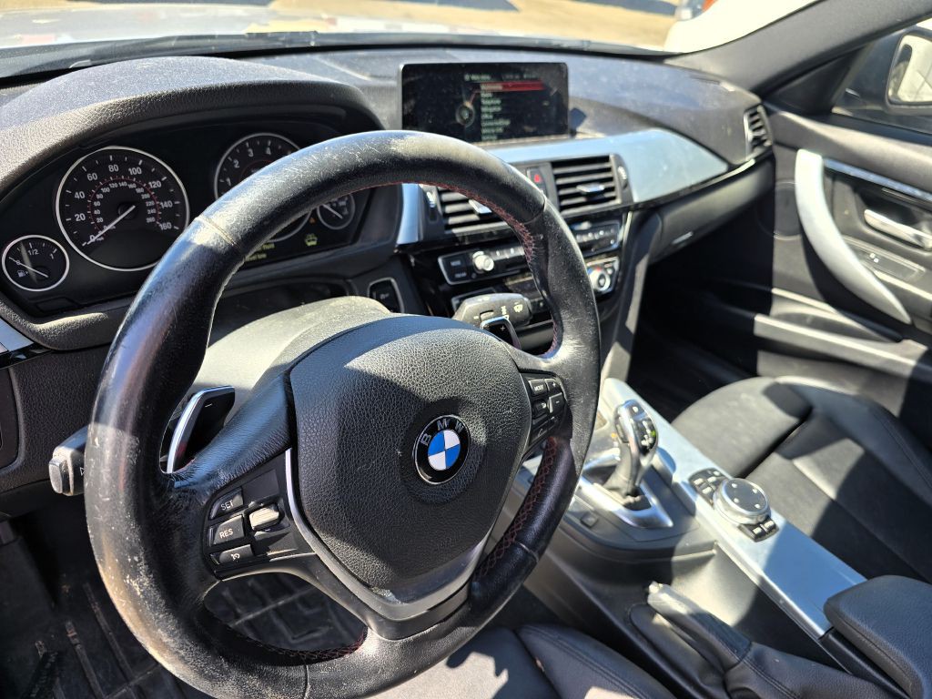 2016 BMW 3 Series Image 3