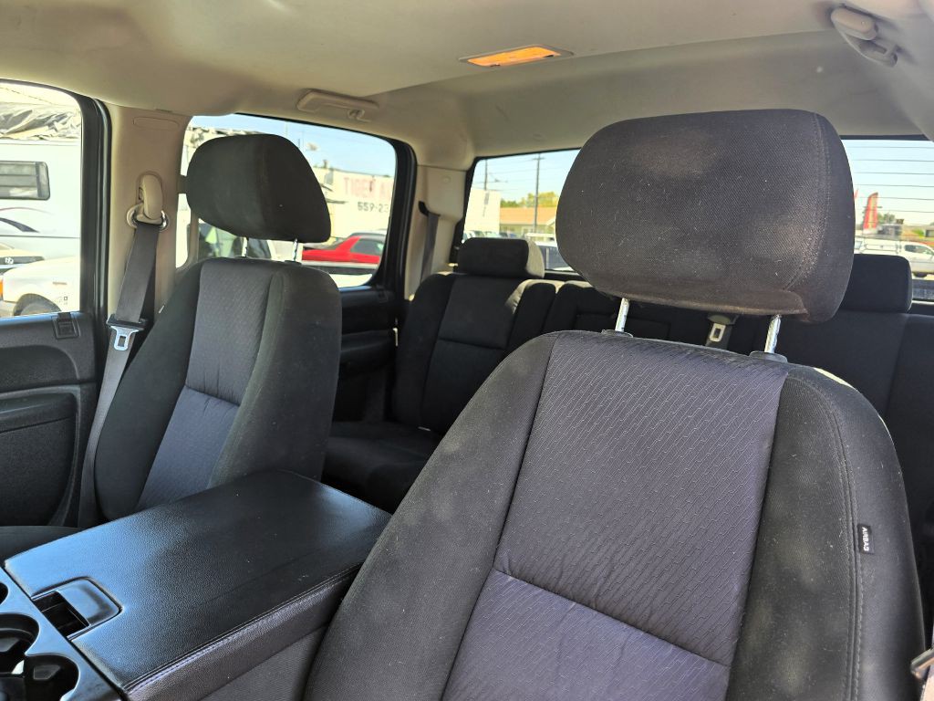 2010 GMC Sierra Image 3
