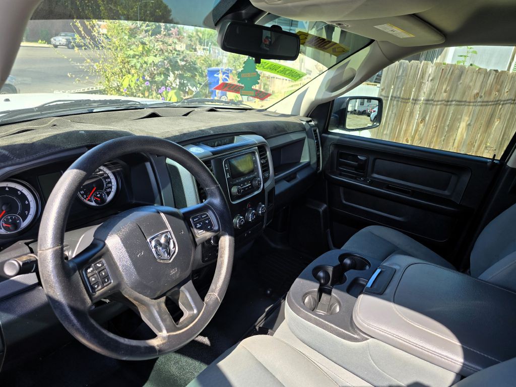 2016 RAM 1500 Image 3