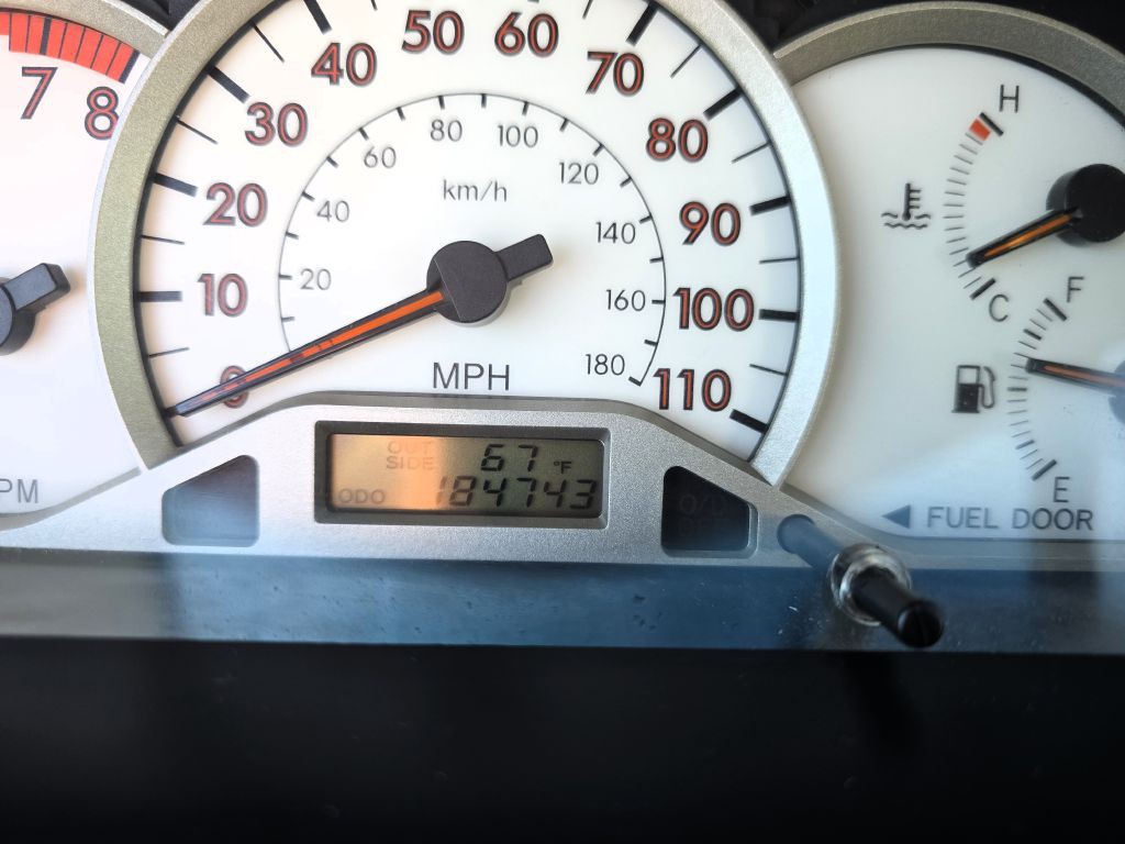 2008 Toyota Corolla Image 2