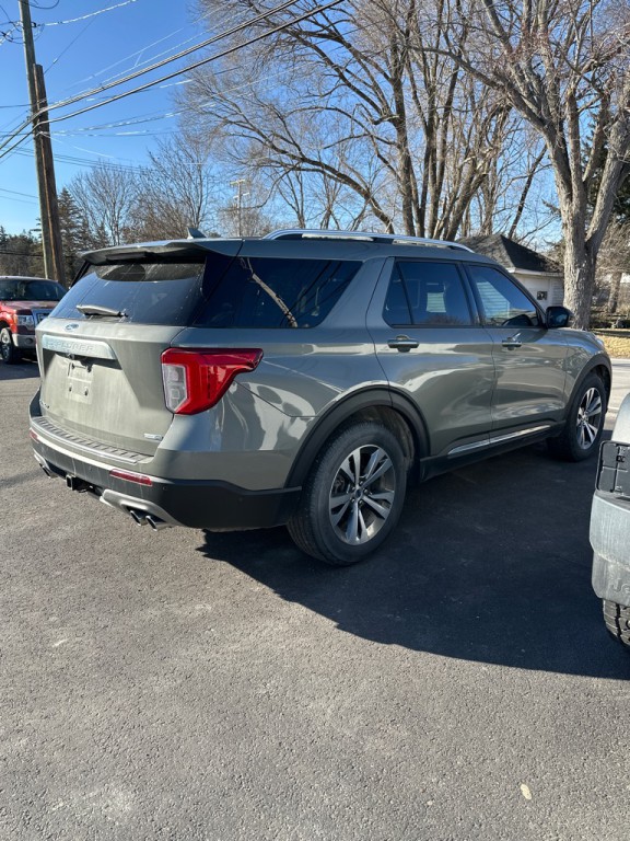 2020 Ford Explorer Image 3