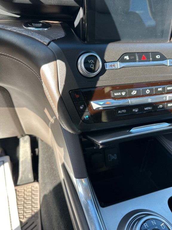 2020 Ford Explorer Image 7