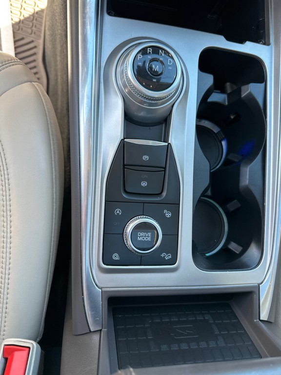 2020 Ford Explorer Image 10