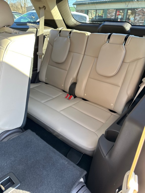 2020 Ford Explorer Image 12