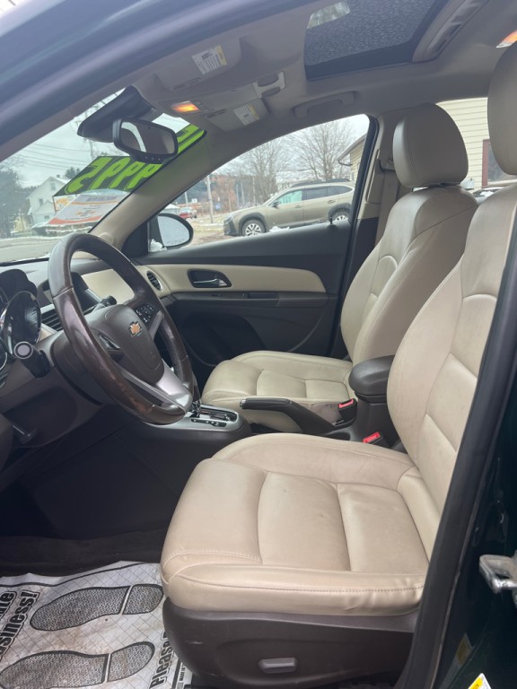 2015 Chevrolet Cruze Image 3