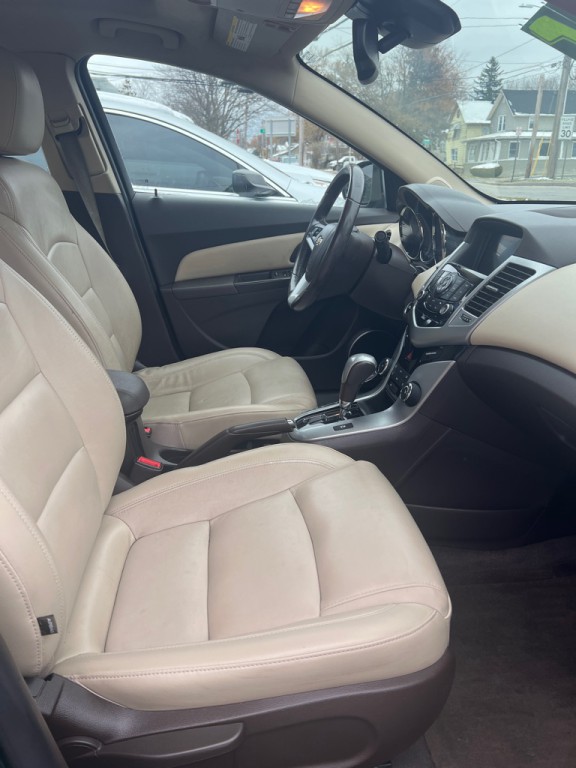 2015 Chevrolet Cruze Image 4