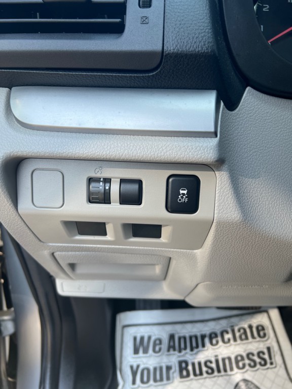 2015 Subaru Forester Image 9