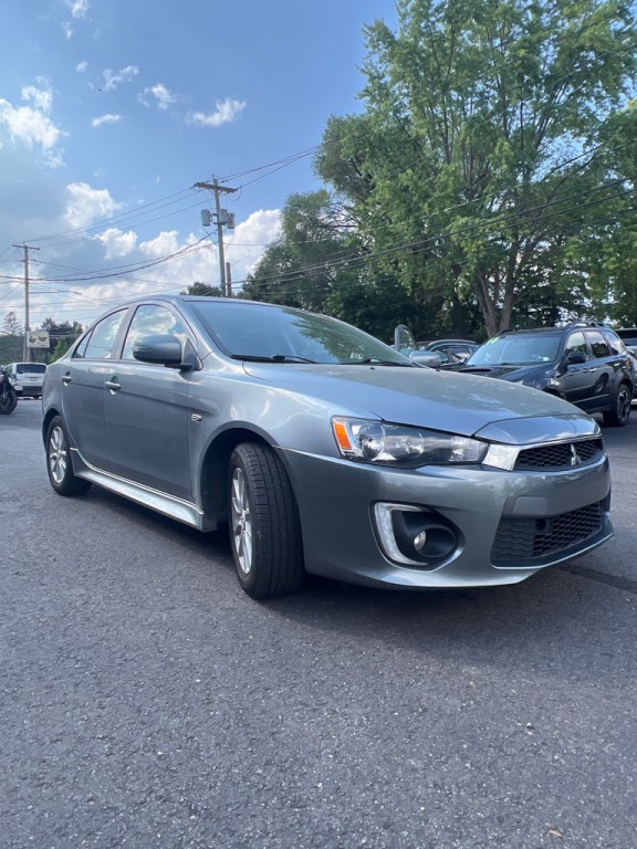 2016 Mitsubishi Lancer Image 1