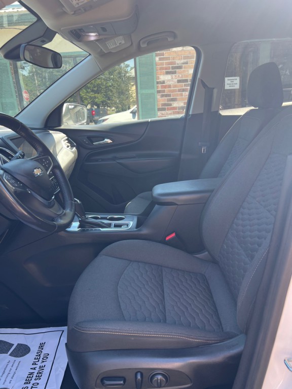 2021 Chevrolet Equinox Image 3