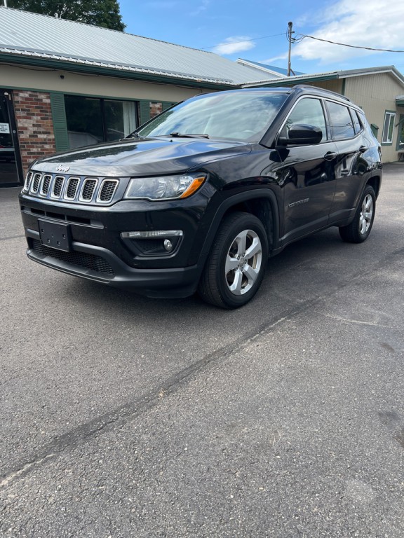 2018 Jeep Compass Image 1
