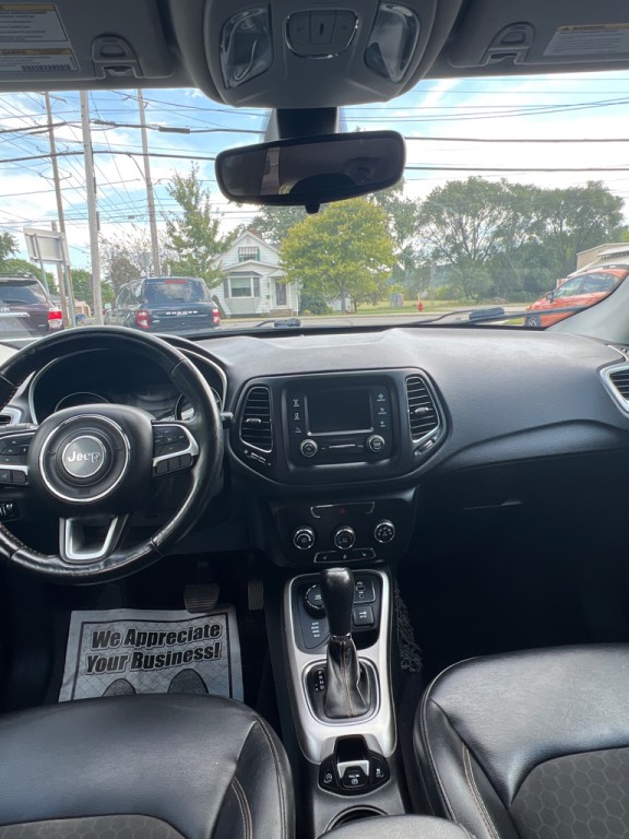 2018 Jeep Compass Image 11