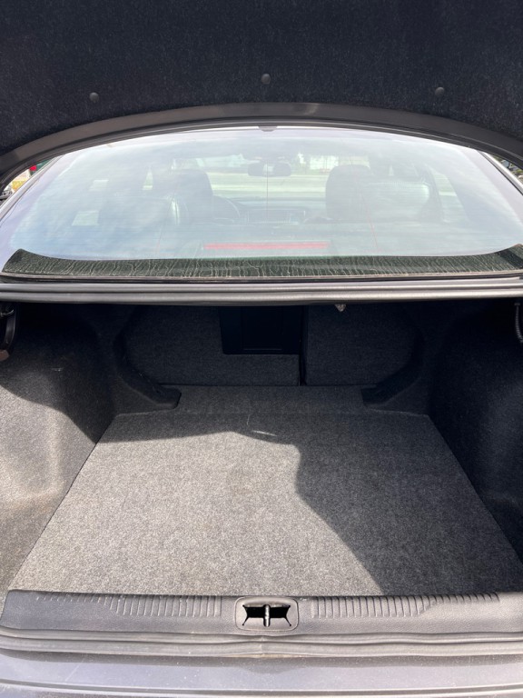 2016 Chrysler 200 Image 6