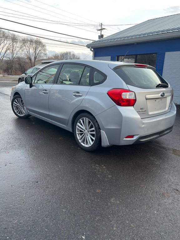 2013 Subaru Impreza Image 2