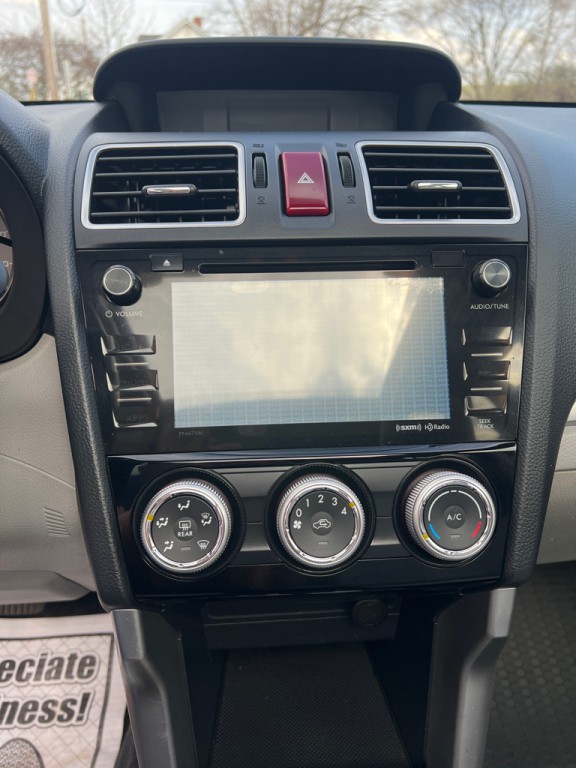 2016 Subaru Forester Image 7