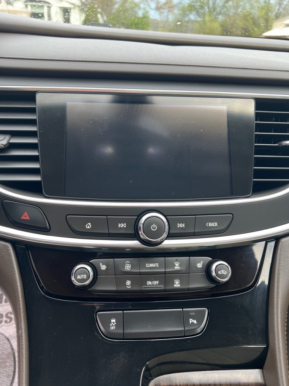 2019 Buick Lacrosse Image 7