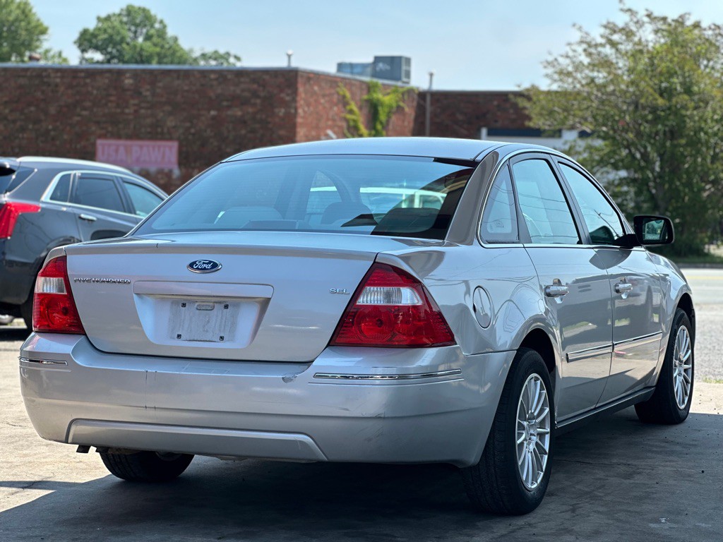 2006 Ford Five Hundred Image 7