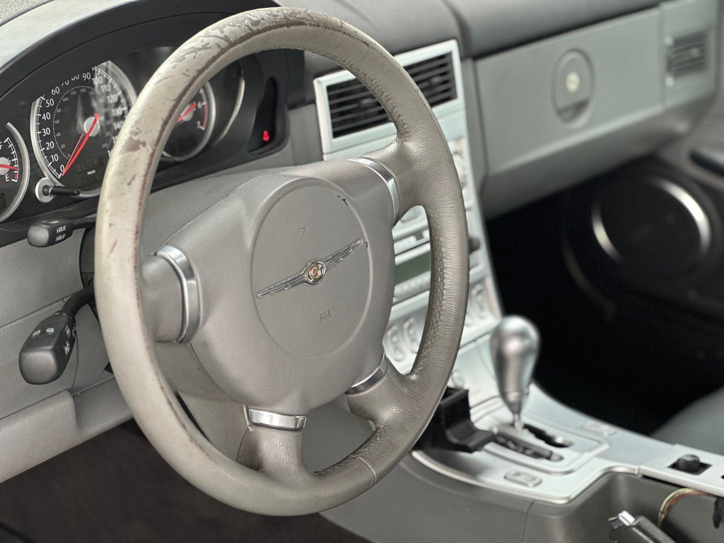 2005 Chrysler Crossfire Image 16