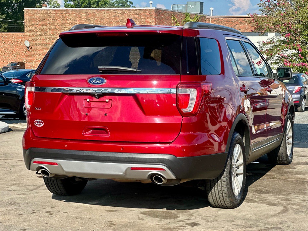 2017 Ford Explorer Image 6
