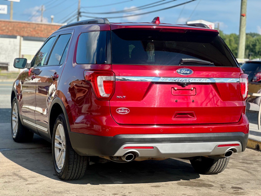 2017 Ford Explorer Image 7