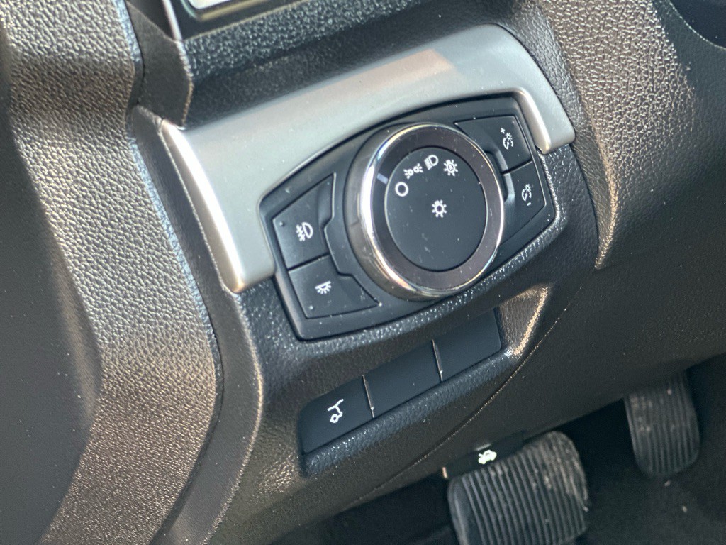 2017 Ford Explorer Image 11