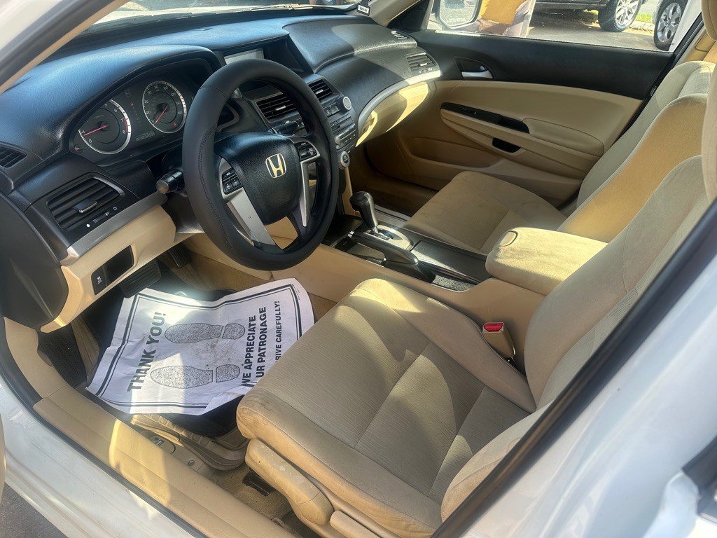 2012 Honda Accord Image 14