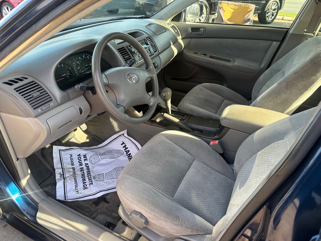 2002 Toyota Camry Image 9