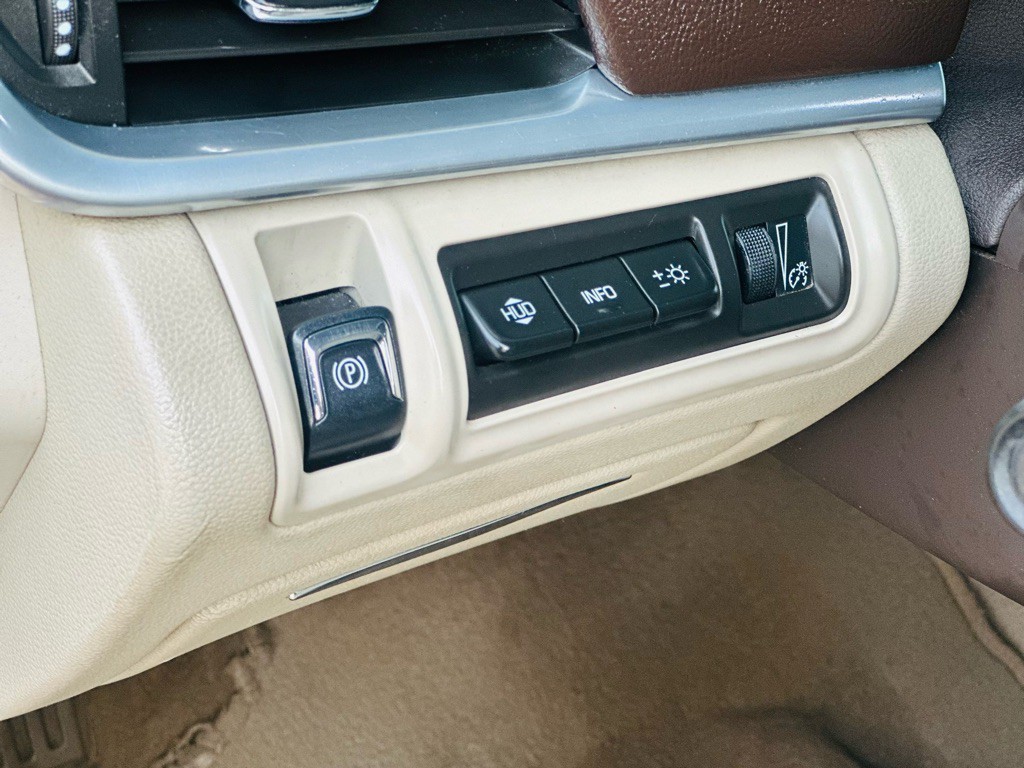 2014 Cadillac XTS Image 12