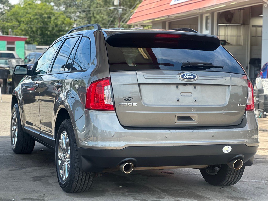 2013 Ford Edge Image 8