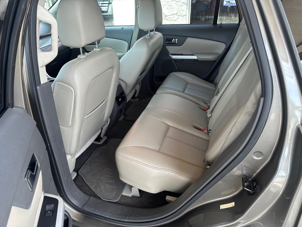 2013 Ford Edge Image 11