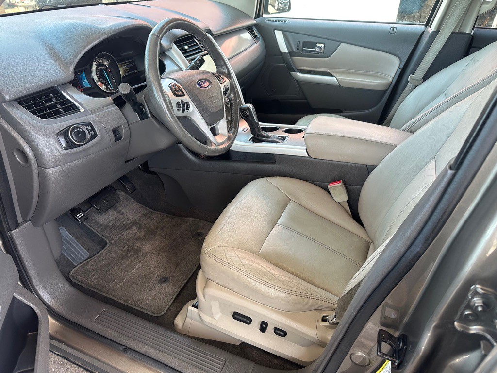 2013 Ford Edge Image 14