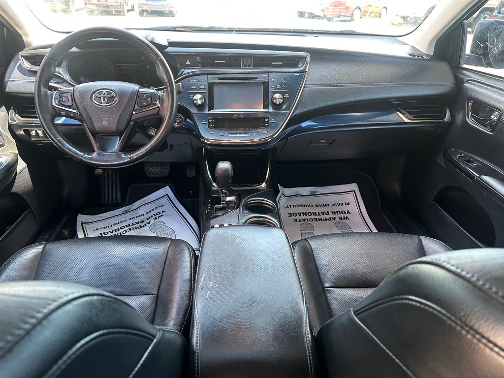2015 Toyota Avalon Image 11