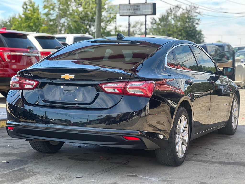 2019 Chevrolet Malibu Image 5