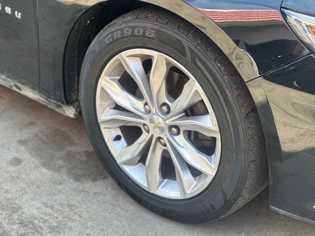 2019 Chevrolet Malibu Image 8