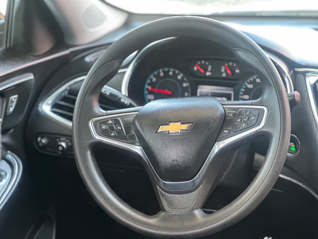2019 Chevrolet Malibu Image 12