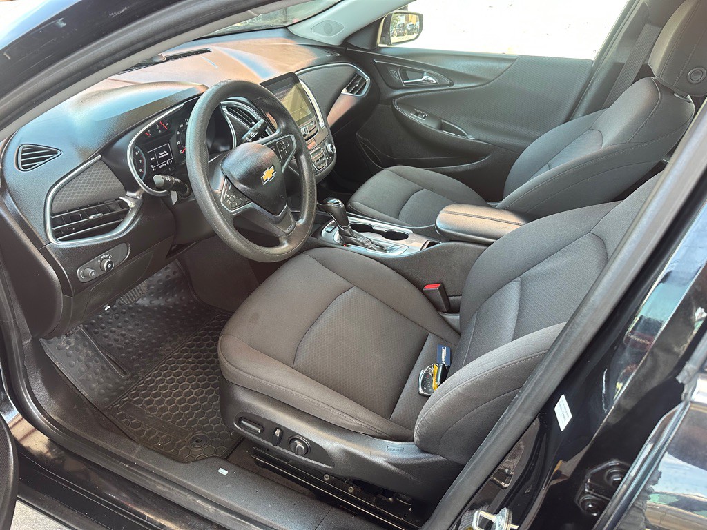 2019 Chevrolet Malibu Image 13