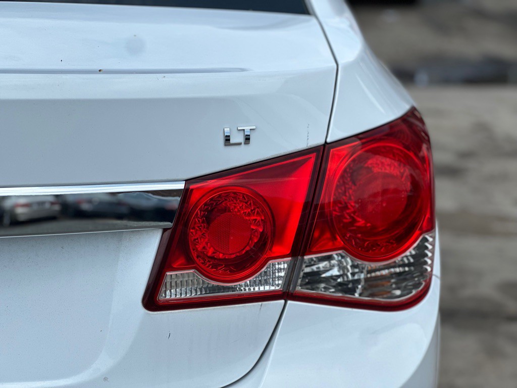 2015 Chevrolet Cruze Image 10