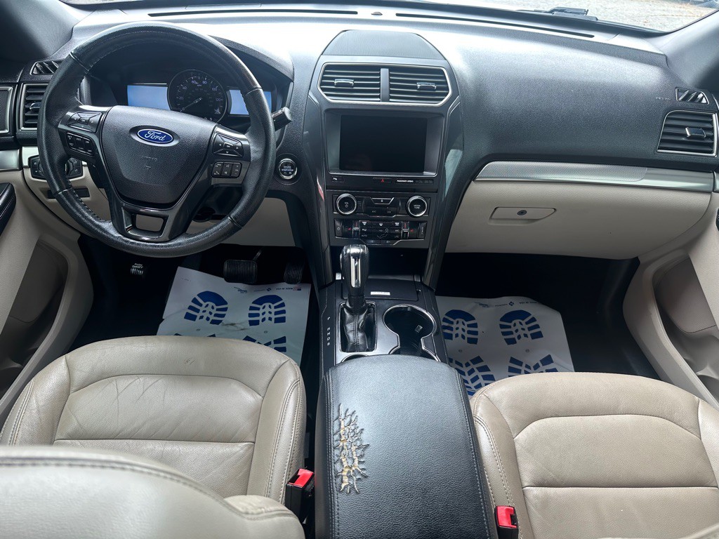 2018 Ford Explorer Image 14