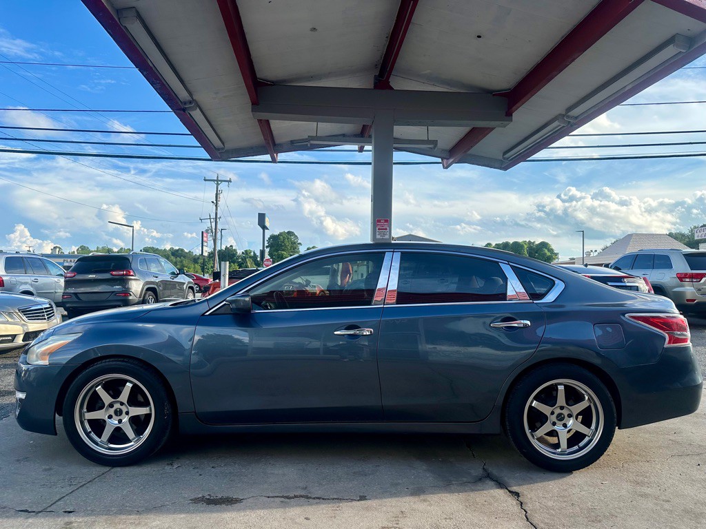 2013 Nissan Altima Image 7