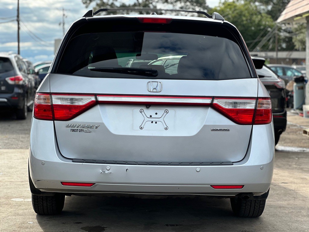 2011 Honda Odyssey Image 4