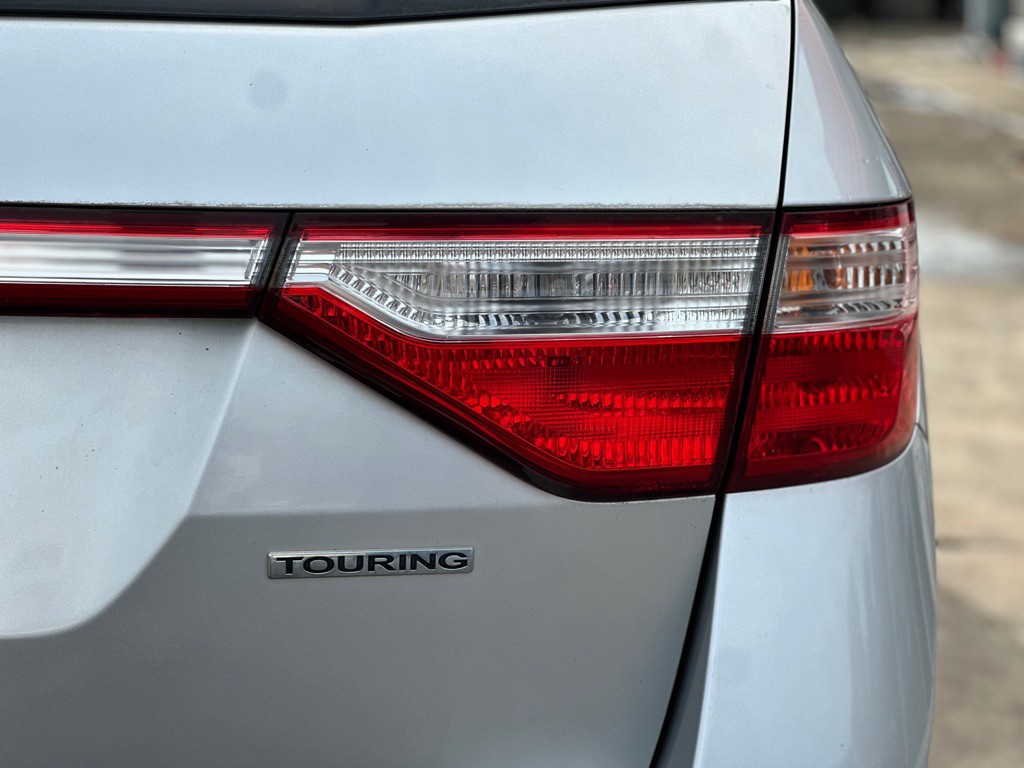 2011 Honda Odyssey Image 7