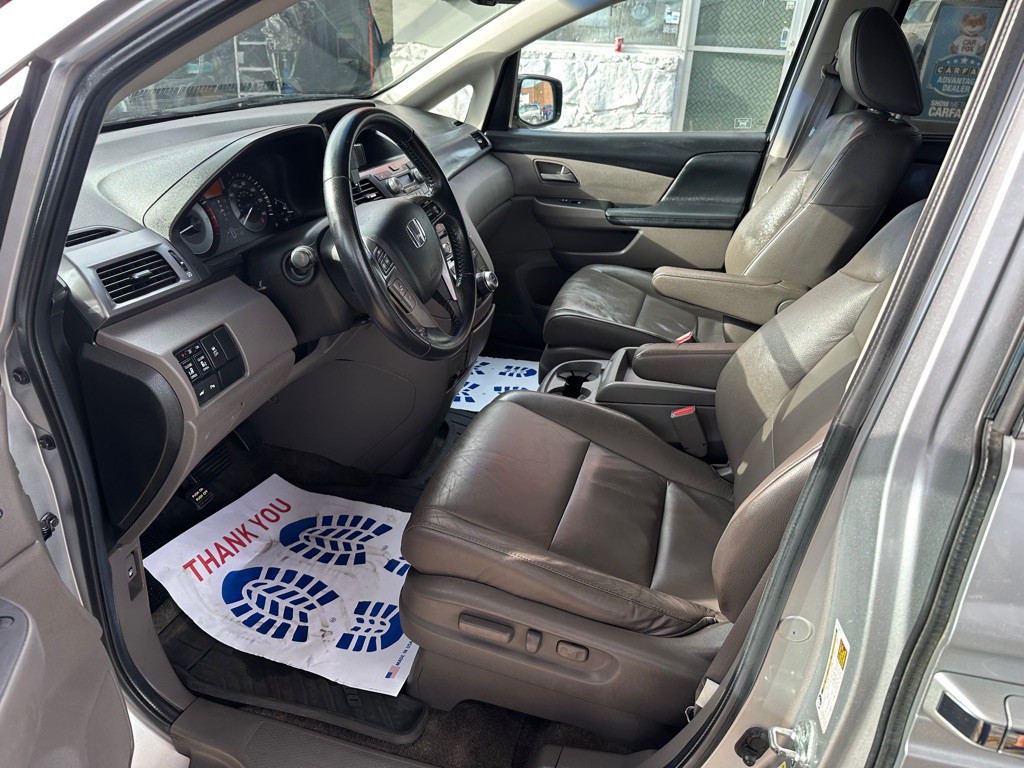 2011 Honda Odyssey Image 9
