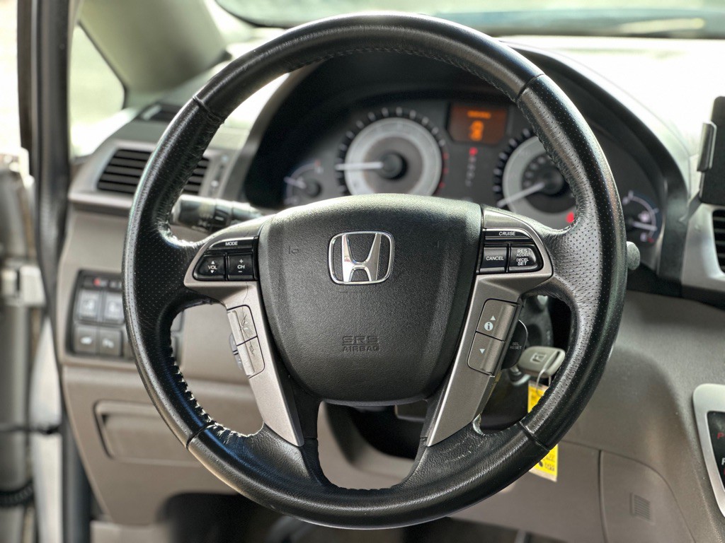 2011 Honda Odyssey Image 10