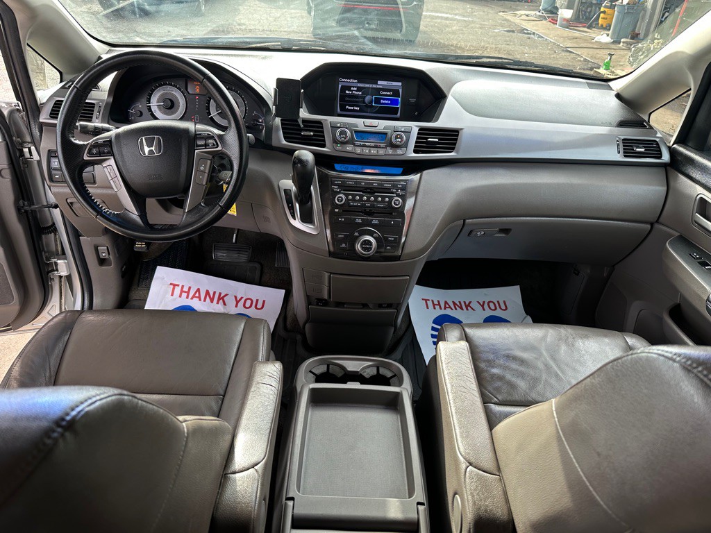 2011 Honda Odyssey Image 14