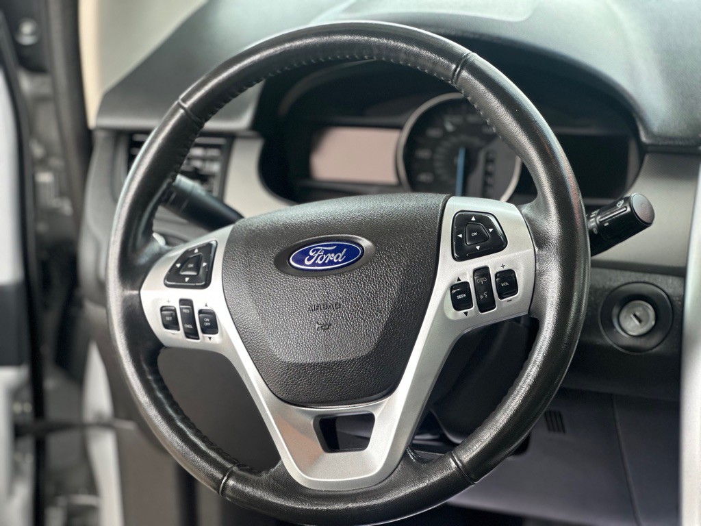 2013 Ford Edge Image 10