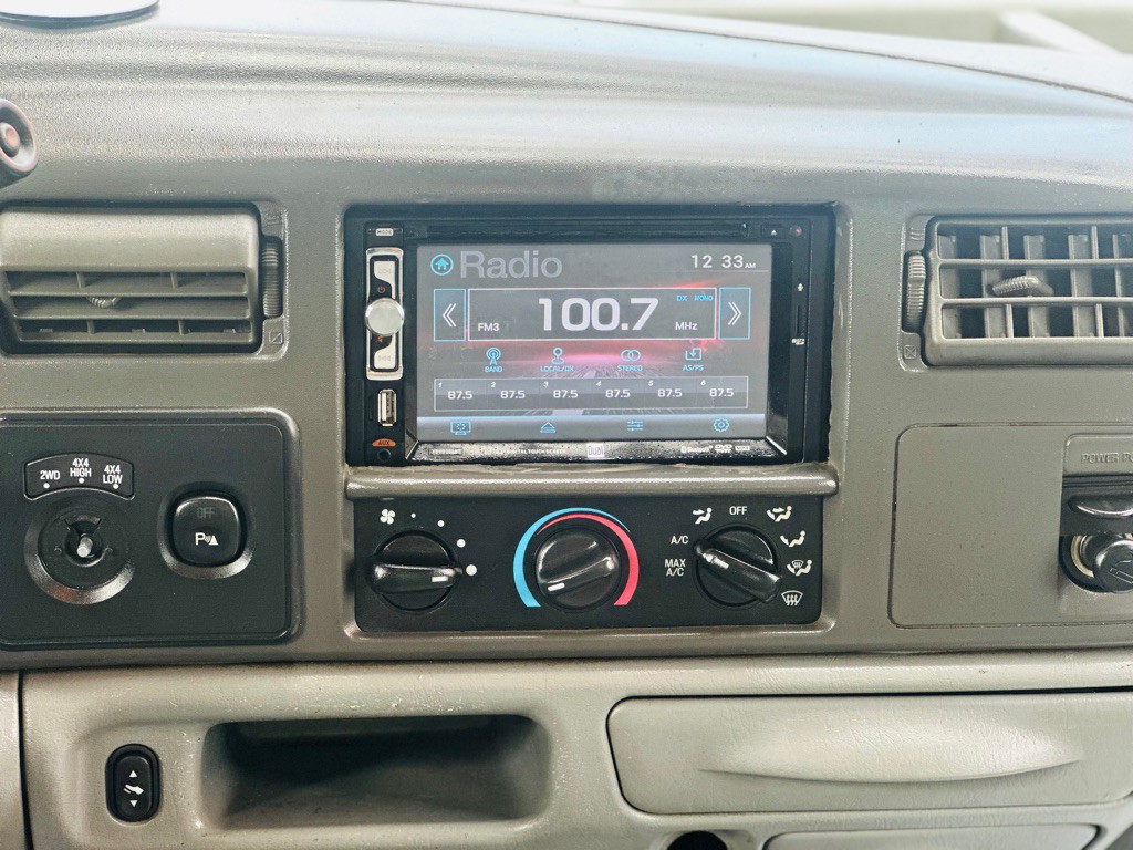 2004 Ford F-250 Image 17